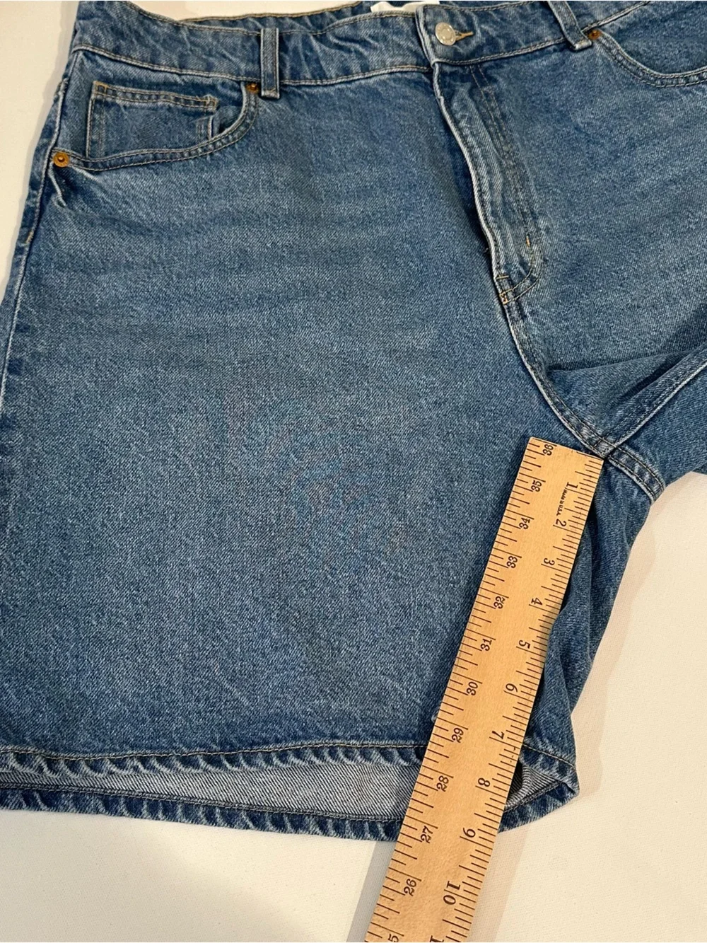H&M WOMENS DENIM SHORTS